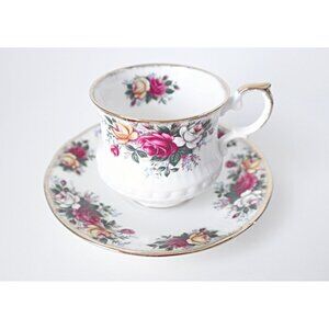 Vintage Queen's Teacup and Saucer Country Roses Cup English Bone China Tea Cup